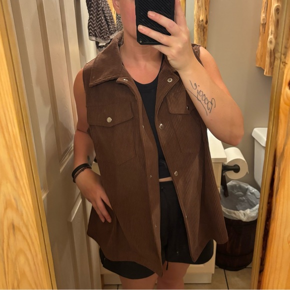 Women’s Brown Corduroy / Ribbed Vest, SHEIN Size 1XL - Picture 3 of 8